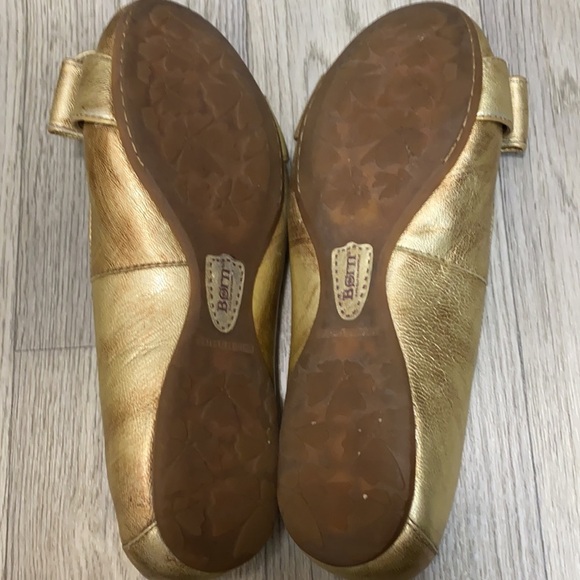 🍁2/$25 🍁 BORN Flats - Picture 6 of 9